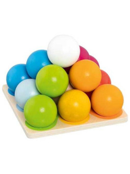 Stacking and sorting game ball pyramid