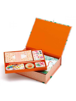 Kuferek z zestawem papierniczym MARIE  DD03503