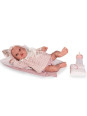 Lalka Erika z kocykiem i butelką Antonio Juan 33002 - Dziewczynka, 42 cm, Brzuszek: Miękki, Kolor oczu: Brązowy Lalka Erika z kocykiem i butelką Antonio Juan 33002 - Dziewczynka, 42 cm, Brzuszek: Miękki, Kolor oczu: Brązowy