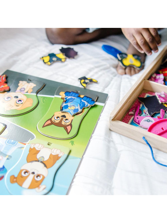 Układanka magnetyczna z figurkami Psi Patrol Magnetic Pretend Play Melissa and Doug