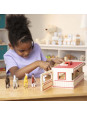 Drewniana Stajnia dla dzieci z Figurkami Koni Melissa and Doug
