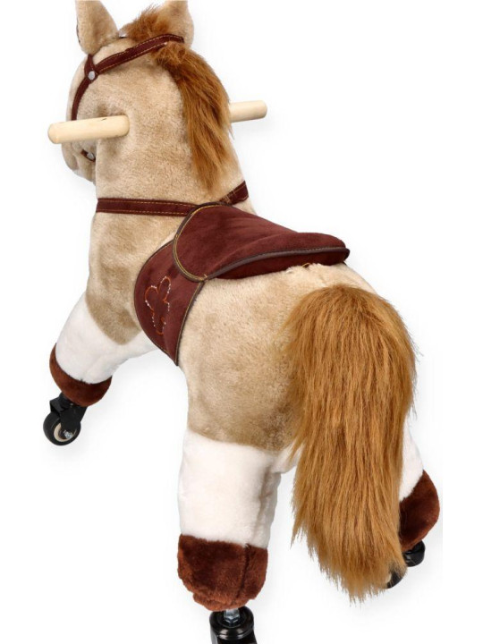 Konik Mustang na kółkach