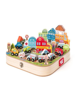 Kolejka ósemka w walizce - Miasto