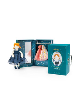 Walizka z lalką i sukniami wieczorowymi 642573