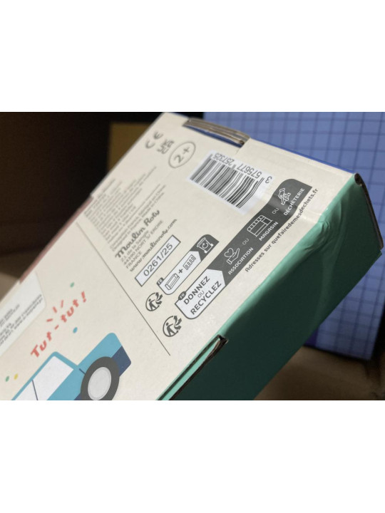 4 drewniane autka AVENUE DU MOULIN 725732